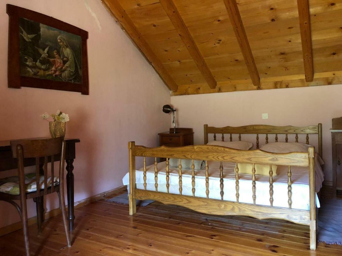 Holiday Home Villa Kastel Zrnovo Exterior photo