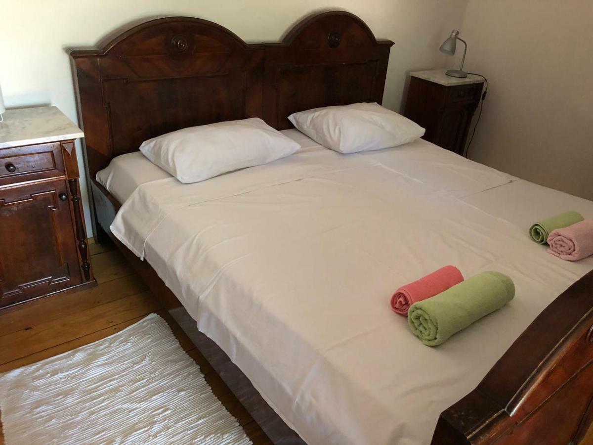 Holiday Home Villa Kastel Zrnovo Exterior photo