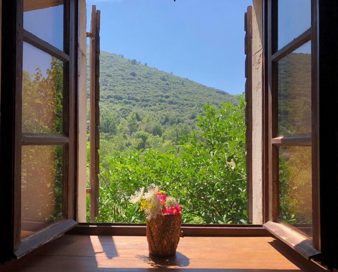 Holiday Home Villa Kastel Zrnovo Exterior photo